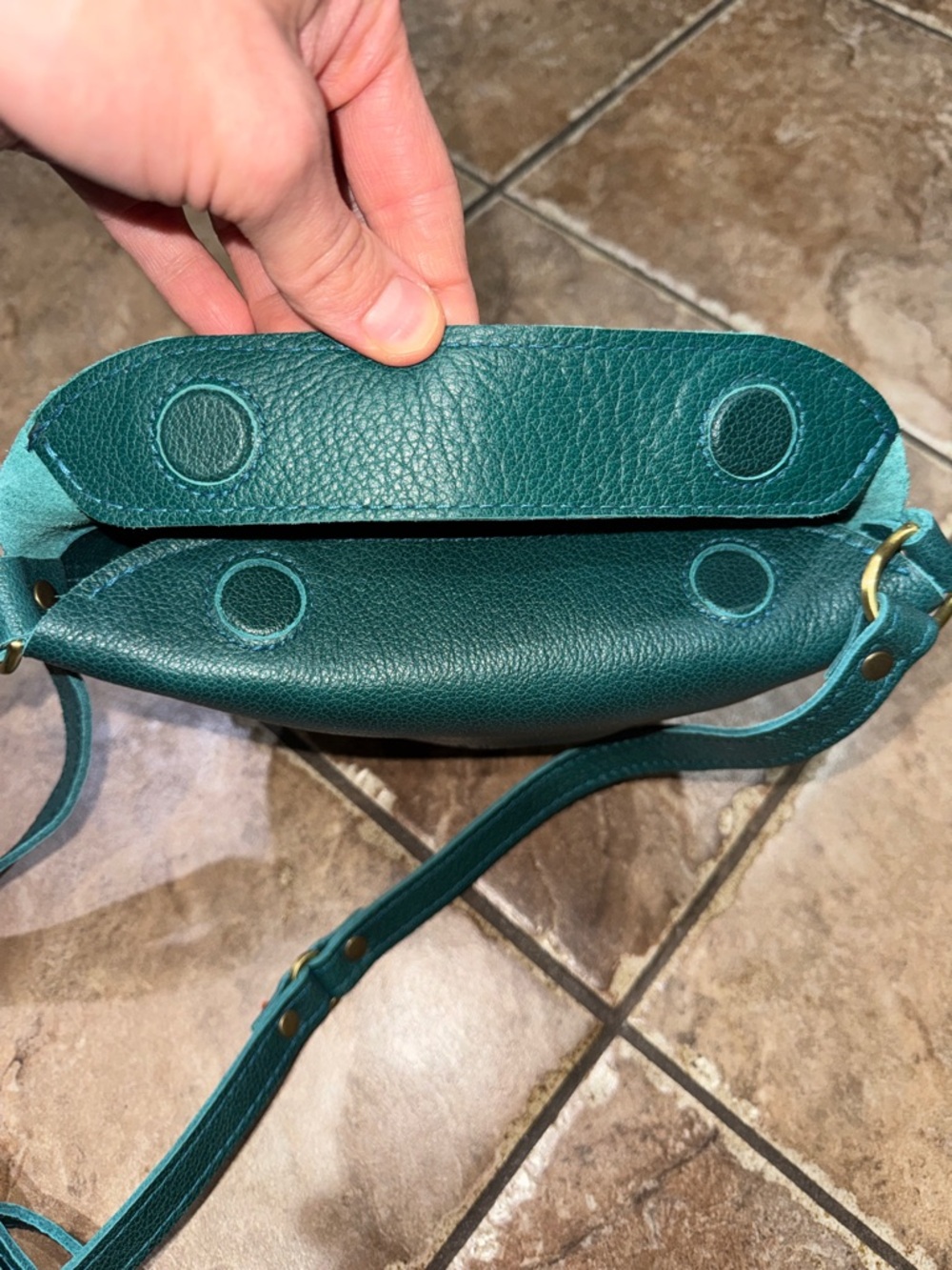 Portland Leather Goods Koala Sling Crossbody Small SEAGLASS - Picture 8 of 13